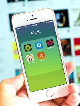 Grandes gravadoras lucram US$ 19 milhões por dia com streaming