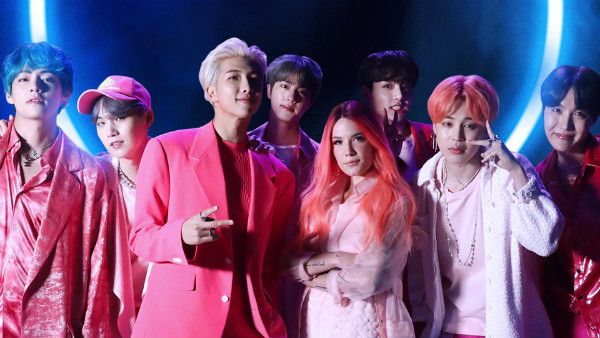 BTS e Halsey brilham no clipe de Boy With Luv