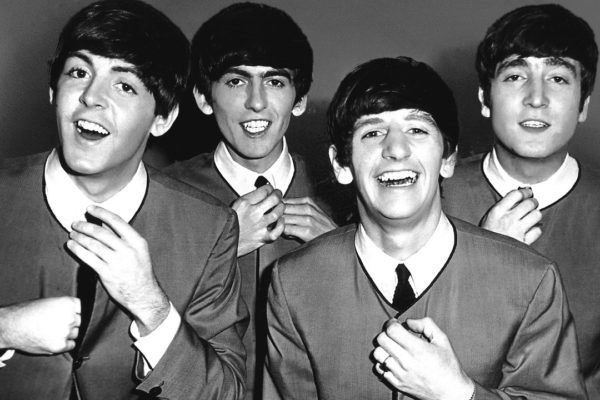Beatles ganha homenagem e comparações com BTS