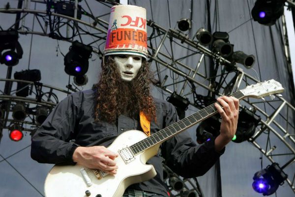 Buckethead, guitarrista que tocou no Guns N' Roses