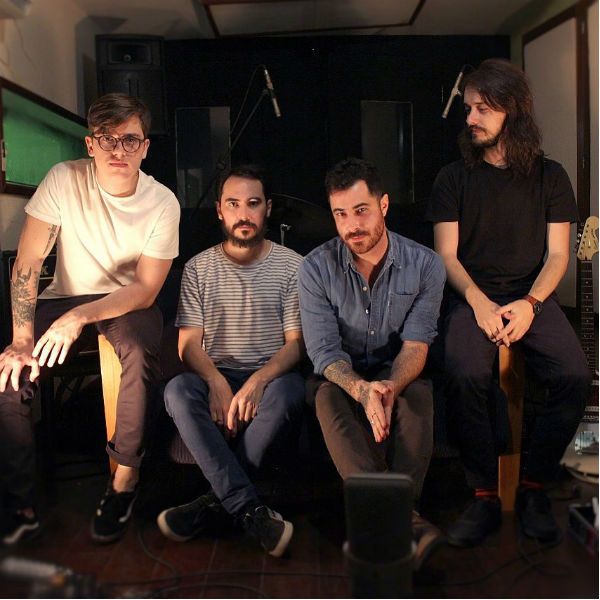 Young Lights, uma banda de folk rock que vem de Minas Gerais