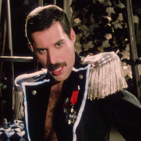 Cifra Club - Freddie Mercury - Living On My Own