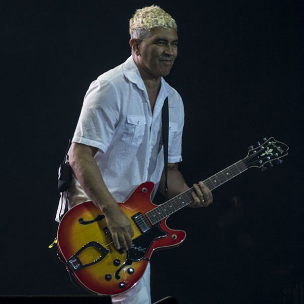 Pat Smear, guitarrista do Foo Fighters e ícone do rock alternativo