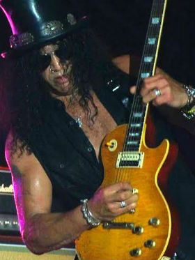 Rapidíssimas: novas guitarras do Slash, Spotify é pet friendly e mais