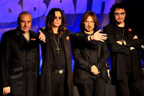 Integrantes da formação do Black Sabbath, em 2012