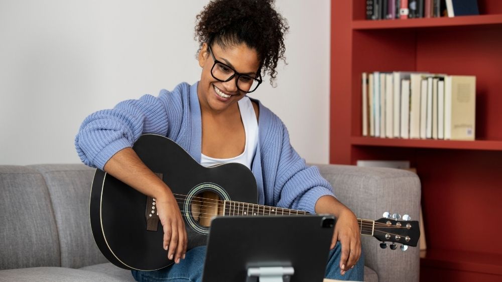 17 músicas com power chords para treinar