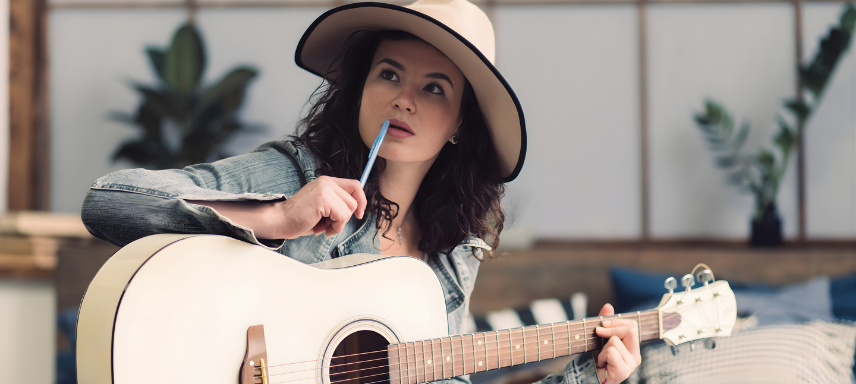 6 dicas de como aprender a tocar violão sozinho