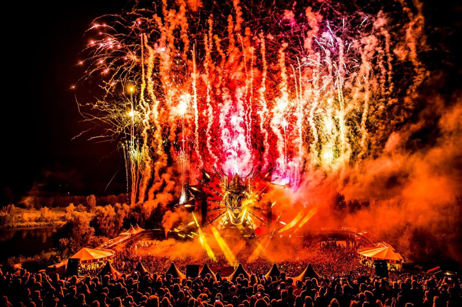 Os melhores festivais de música eletrônica no Brasil e no mundo ...