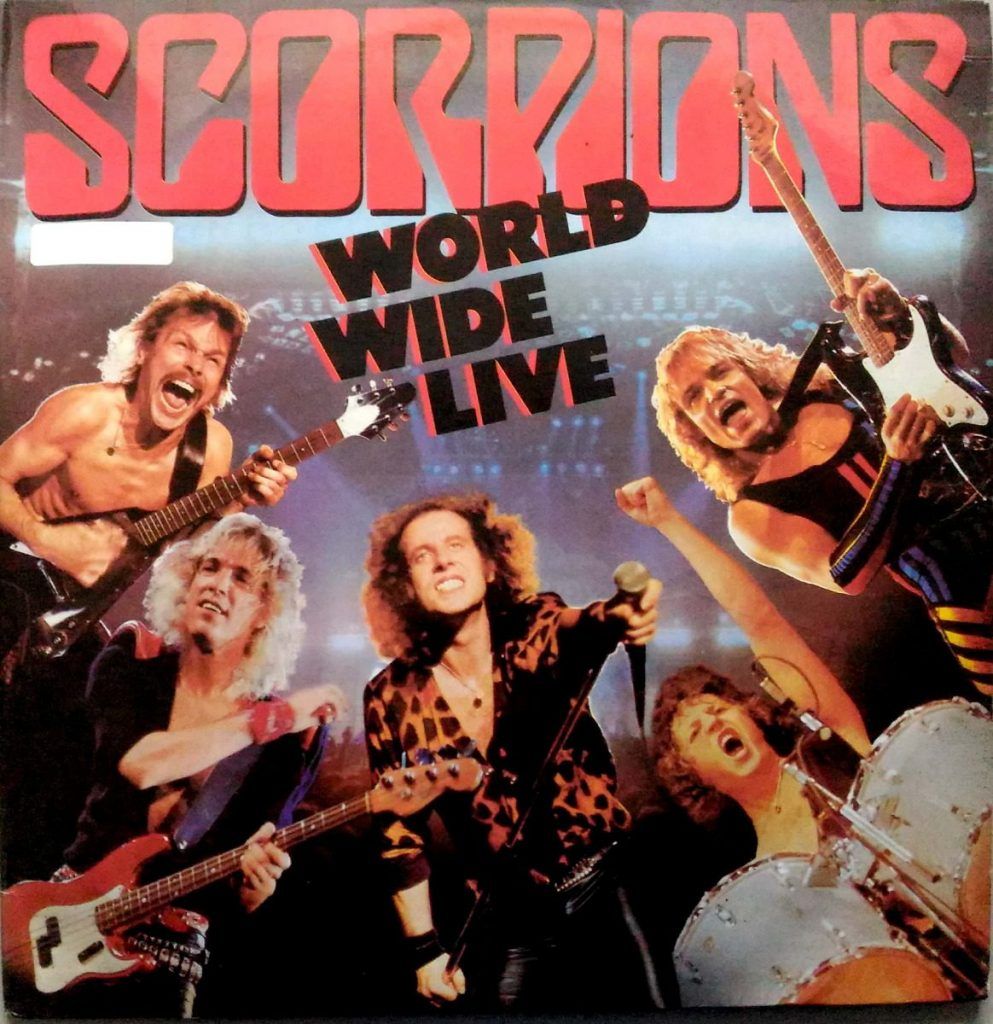Capa do álbum World Wide Live, da banda Scorpions