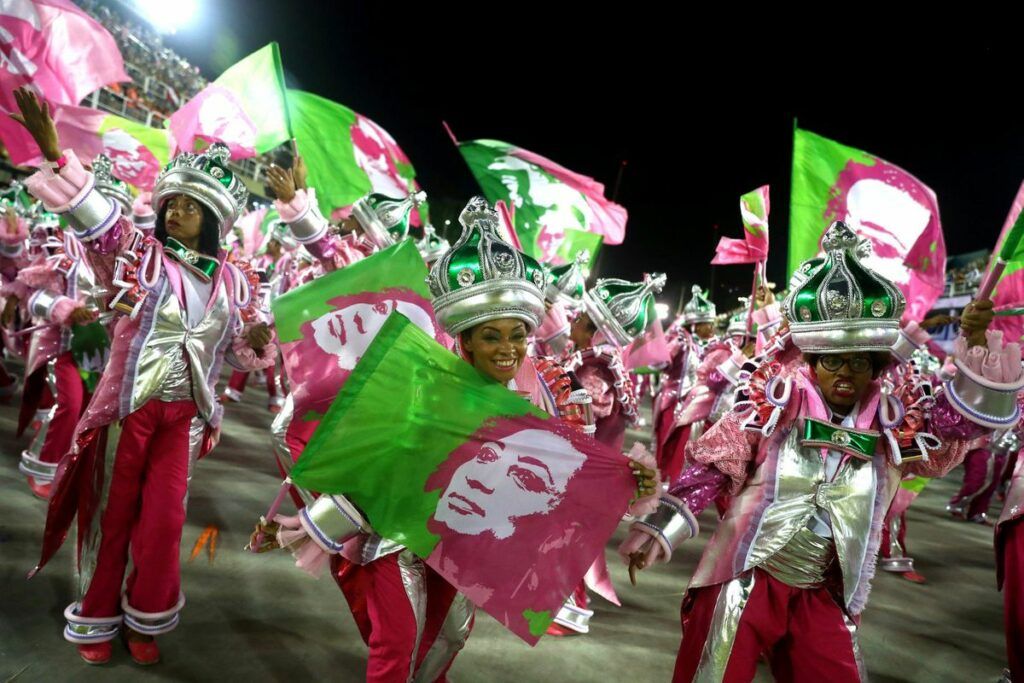 Marielle Franco homenageada no desfile da Mangueira em 2019