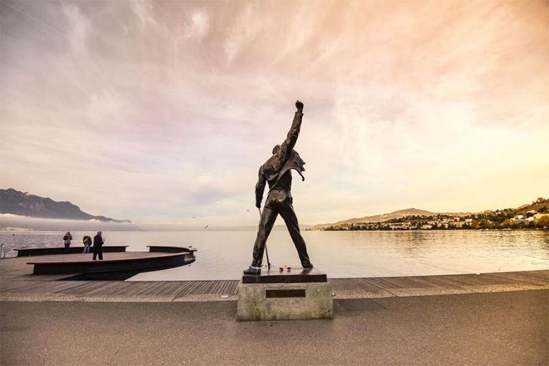 Estátua de Freddie Mercury em Montreaux, na Suíça