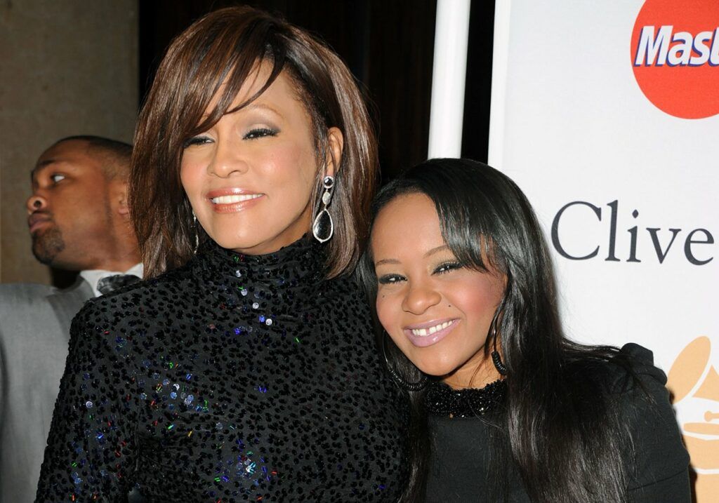 Whitney com sua filha Bobbi Kristina