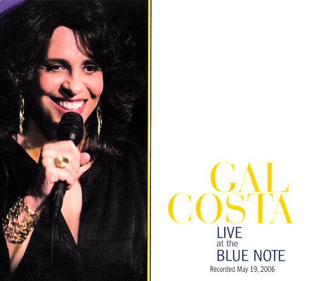 Capa do CD Gal Costa Live At The Blue Note.