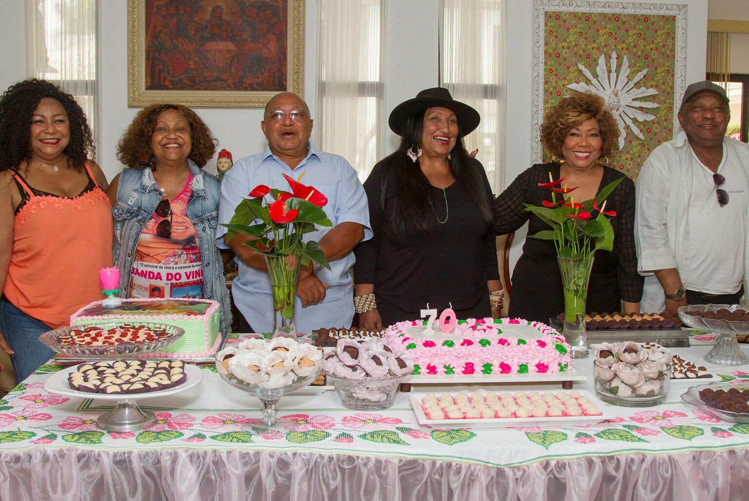 Biografia de Alcione tudo sobre a rainha do samba brasileiro LETRAS