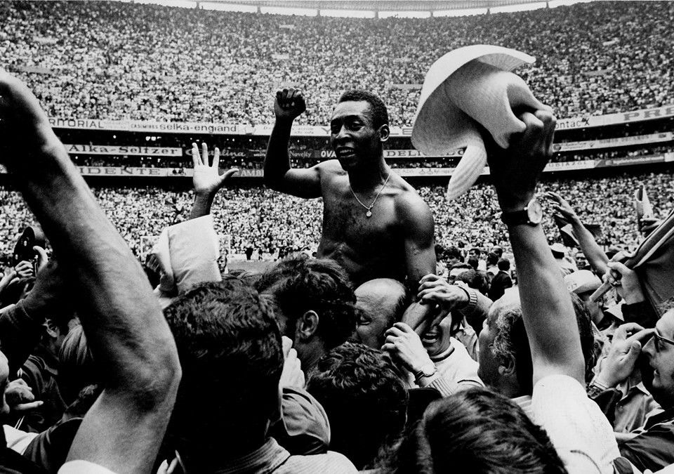 5 músicas que homenageiam Pelé, de Caetano Veloso a Jorge Ben Jor [LISTA]