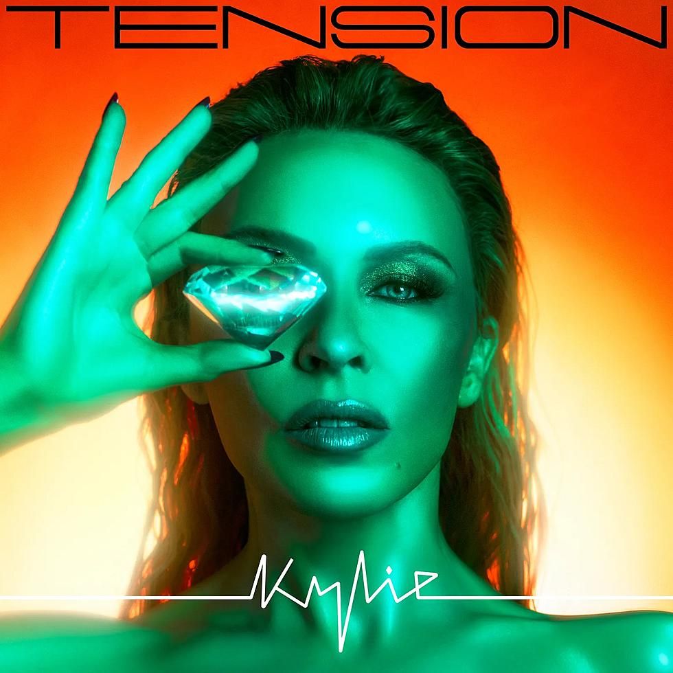 Capa do álbum Tension, de Kylie Minogue