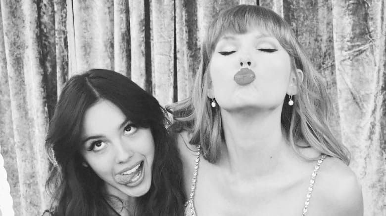 En la imagen, están Olivia Rodrigo y Taylor Swift