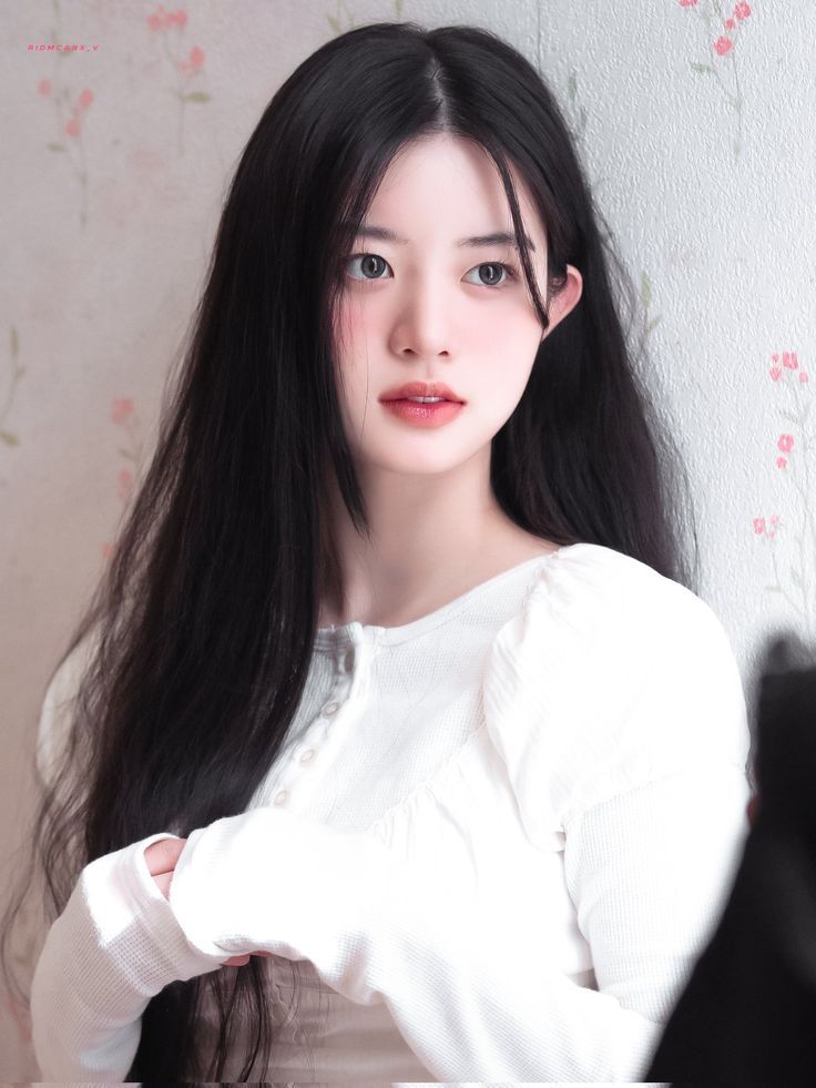 Minju, integrante do ILLIT