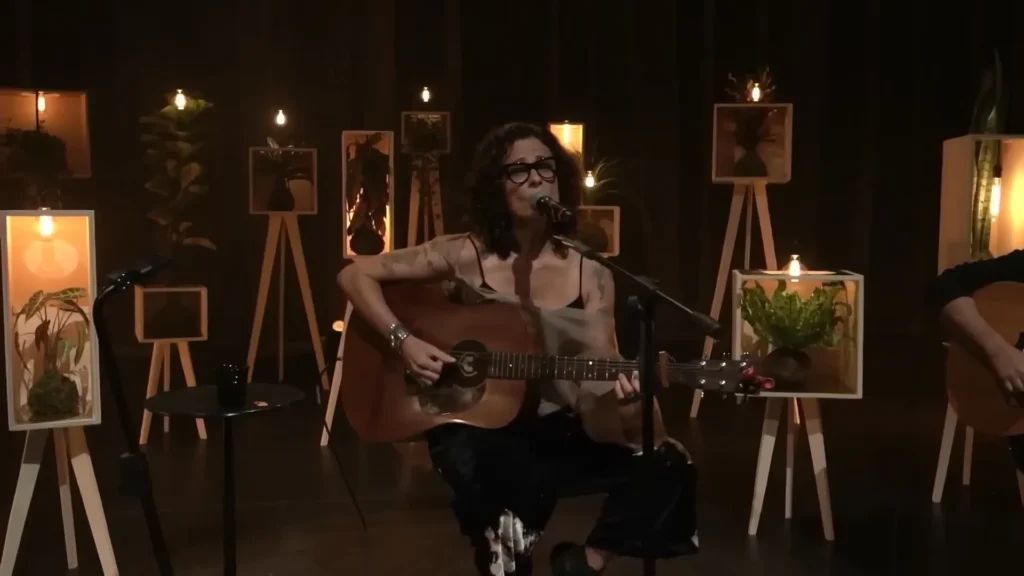 Zélia Duncan no show live PELESPIRITO