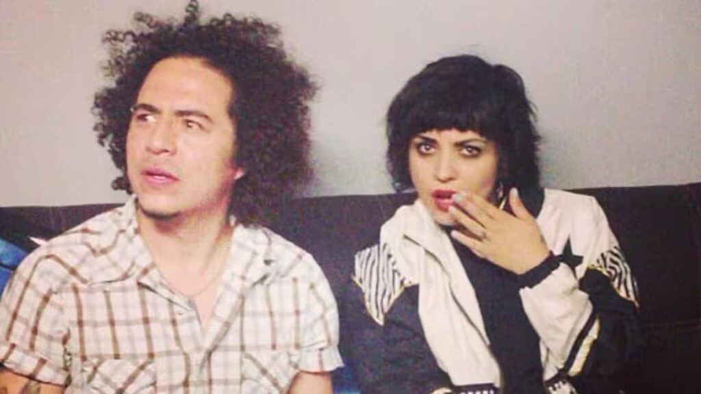 César Ceja y Mon Laferte