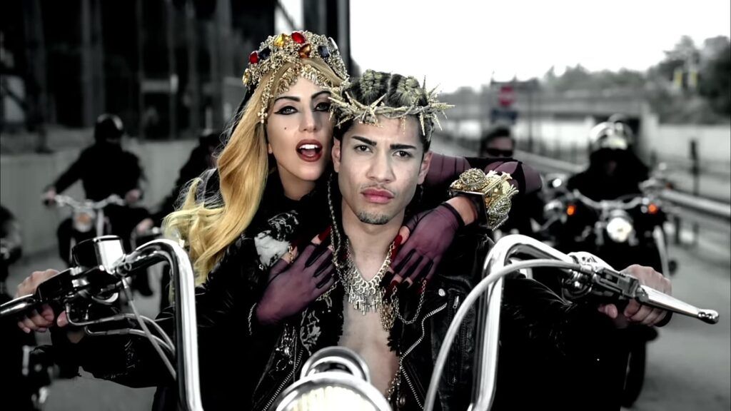 Lady Gaga no clipe de Judas