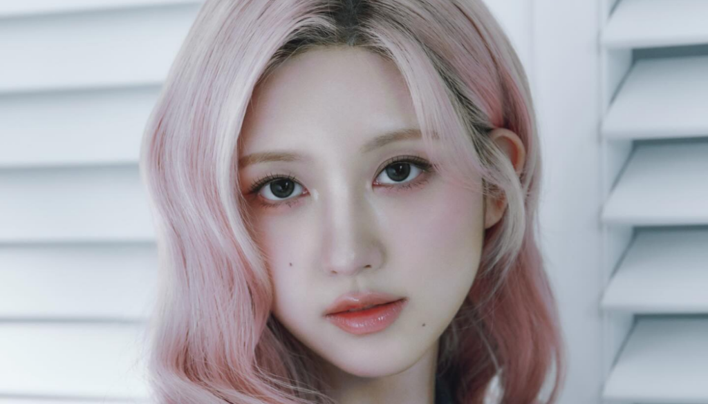 GAEUL (IVE)