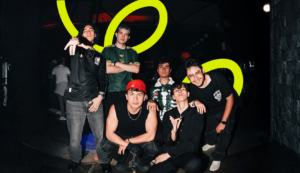 Todo sobre Low Clika, el grupo de house tumbado de HYBE