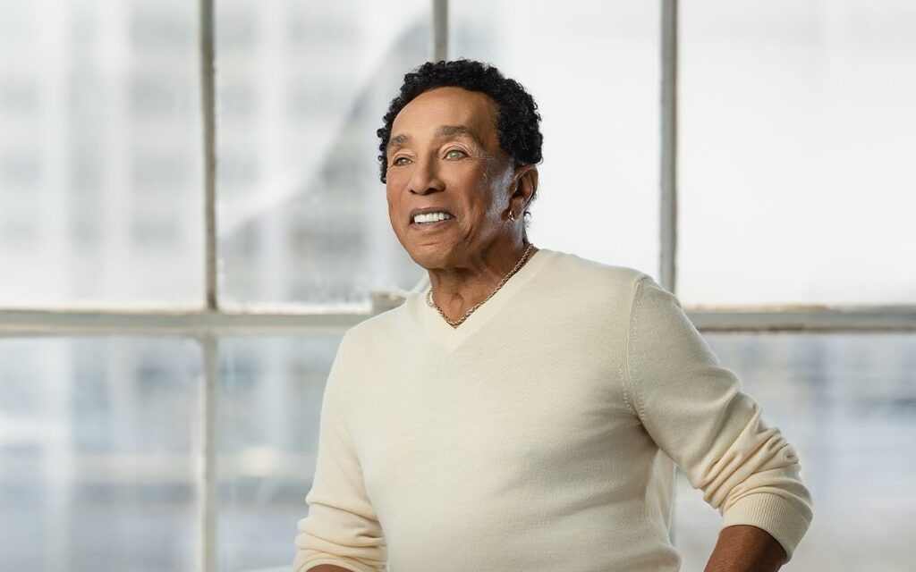 smokey robinson acusações