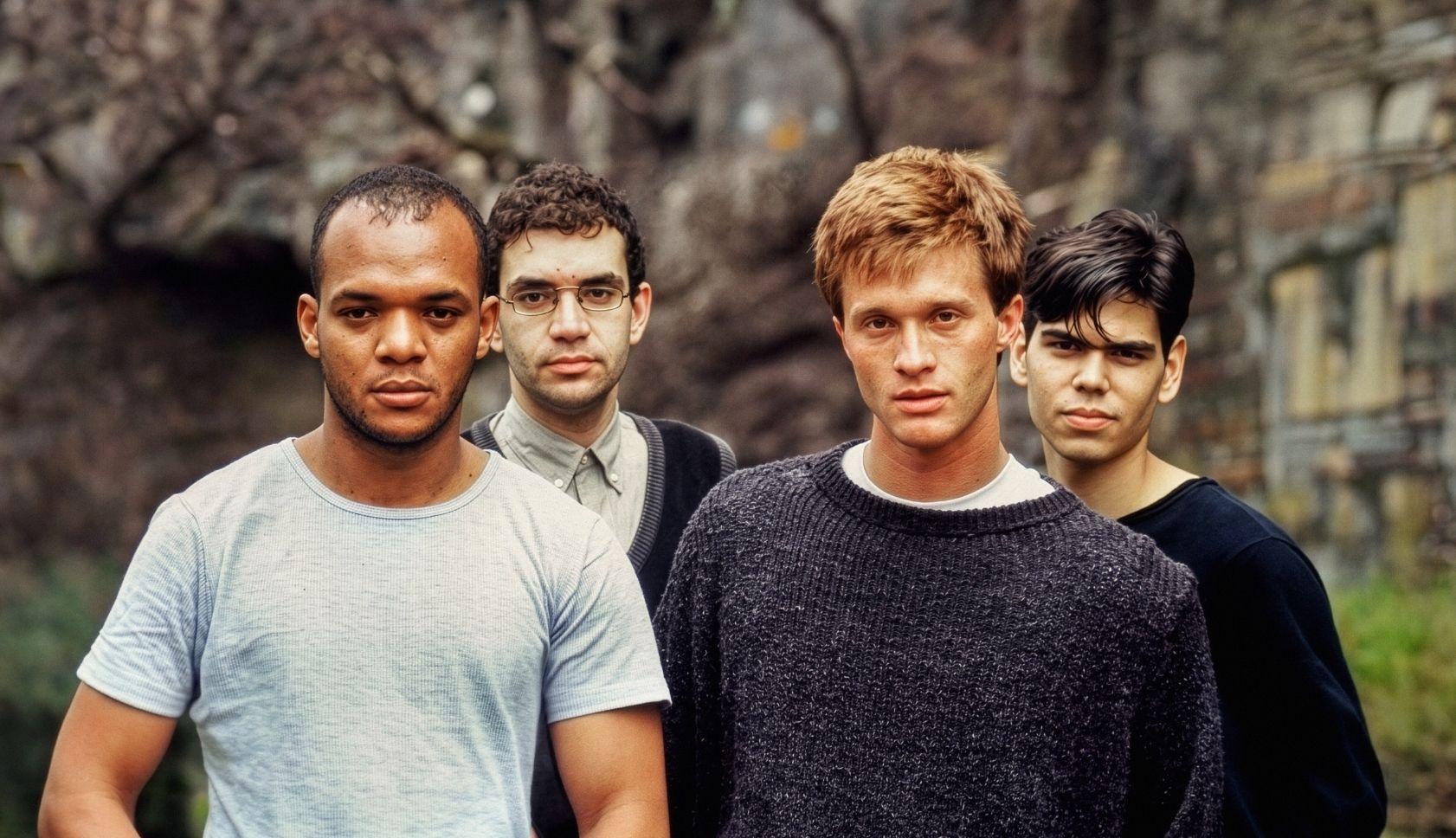 Post em destaque: 15 cifras de músicas do Legião Urbana para tocar no violão