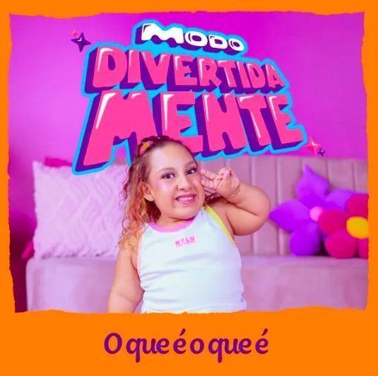 Capa do álbum "O Que É o Que É ", de MC Divertida Maria Clara