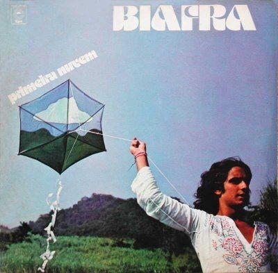 Capa do álbum "Primeira Nuvem", de Byafra