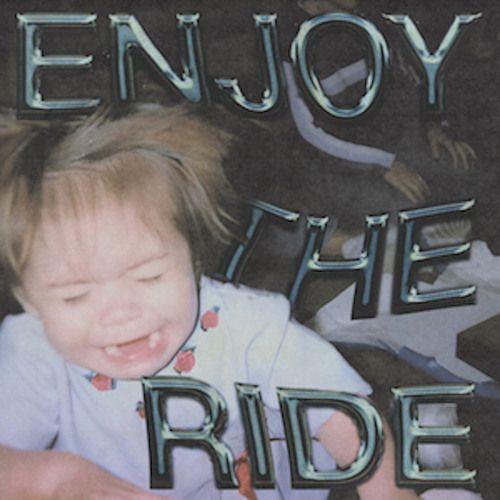 Portada de Álbum "ENJOY THE RIDE", de Almondmilkhunni