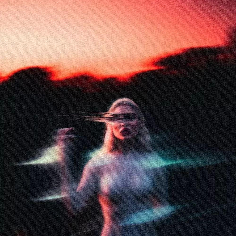 Album cover of "Principalmente Me Sinto Arrasada" by Luísa Sonza