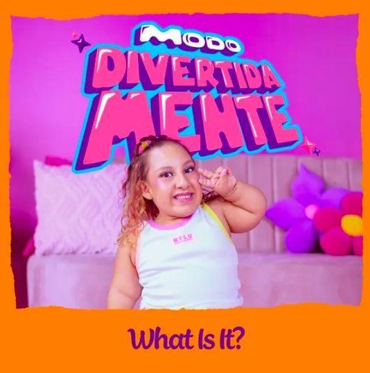 Portada del álbum "What Is It?", de MC Divertida Maria Clara