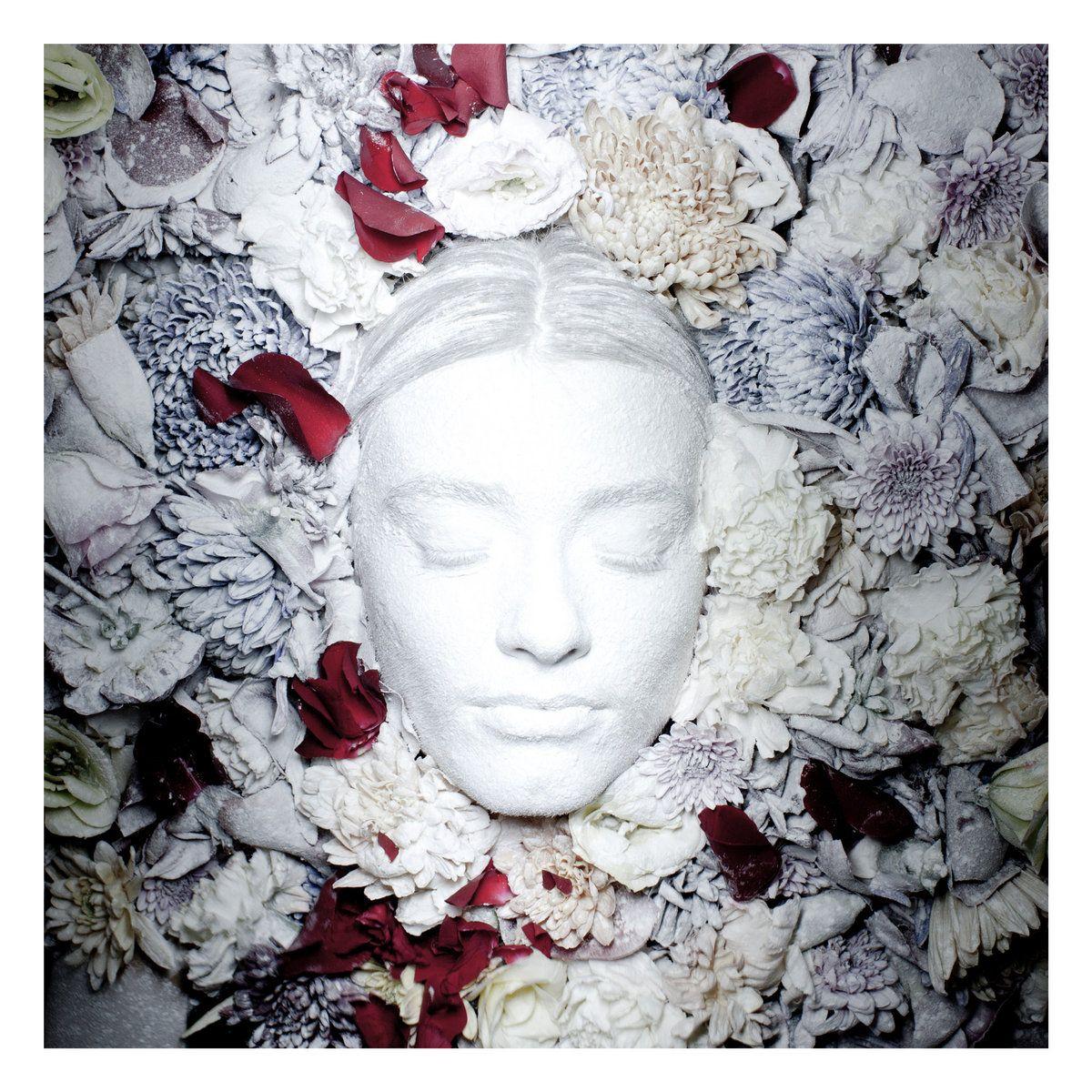 Portada de Álbum "How To Survive a Funeral", de Make Them Suffer