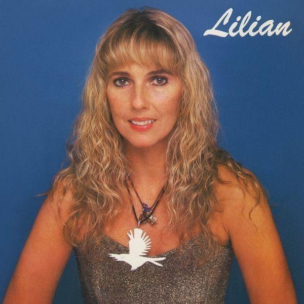 Portada de Álbum "Lílian", de Lílian