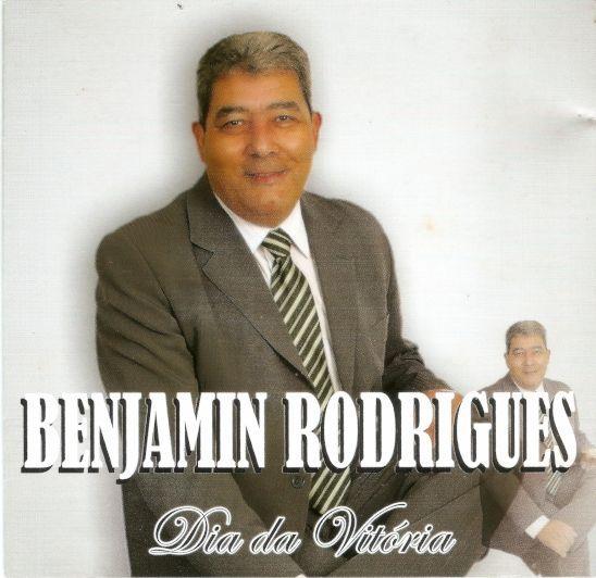 Capa do Álbum "Dia de Vitória", de Benjamin Rodrigues