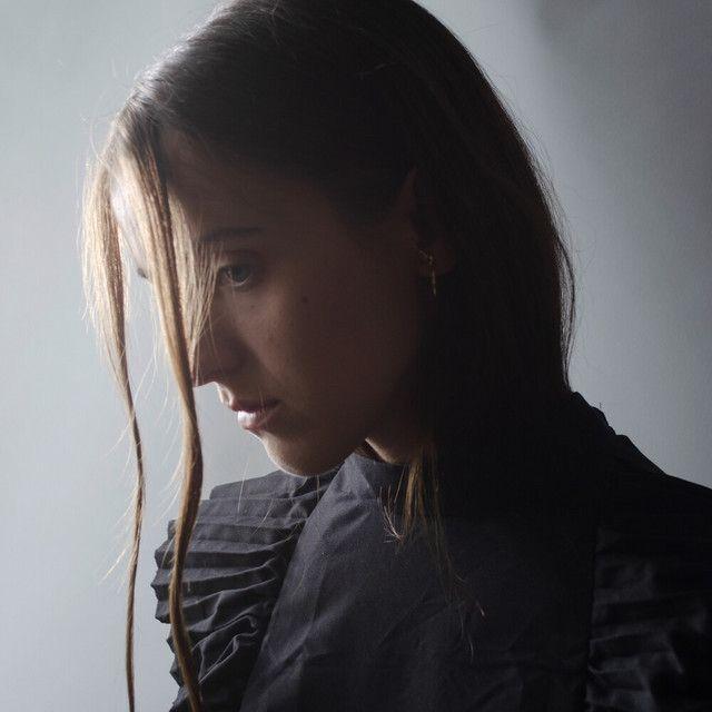 Capa do Single/EP "Darkness Born in Youth", de Adna