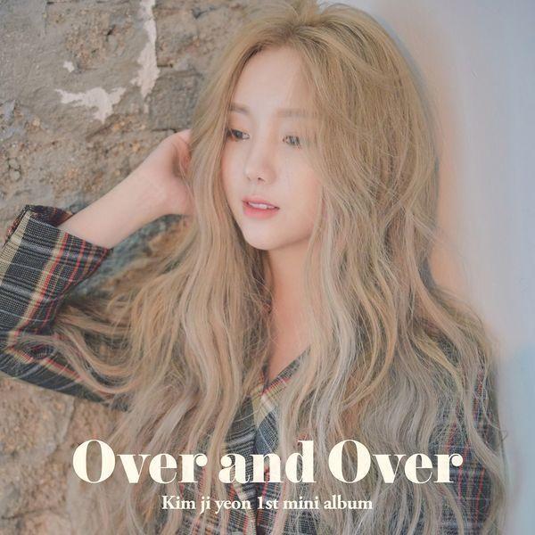 Portada de Álbum "Over And Over", de Kim Yeon Ji