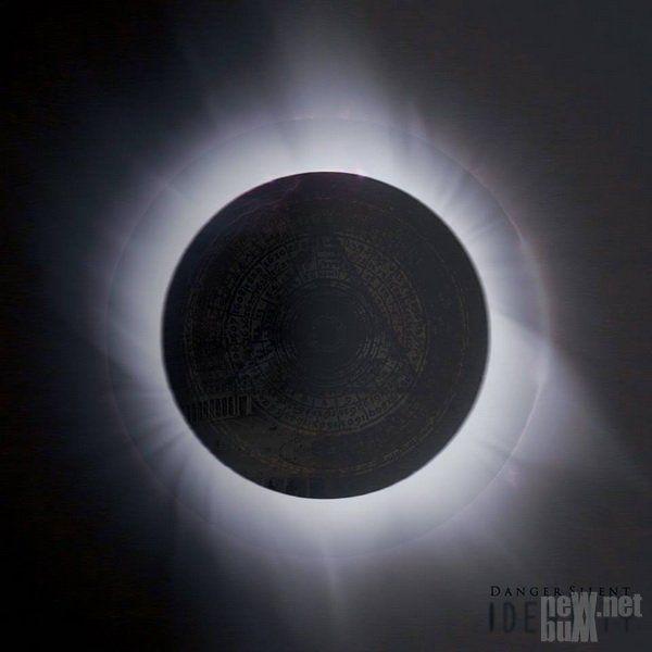 Portada de Álbum "Identity", de Danger Silent