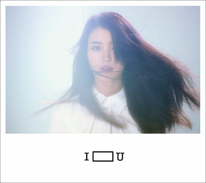 Capa do Álbum "I U", de IU 