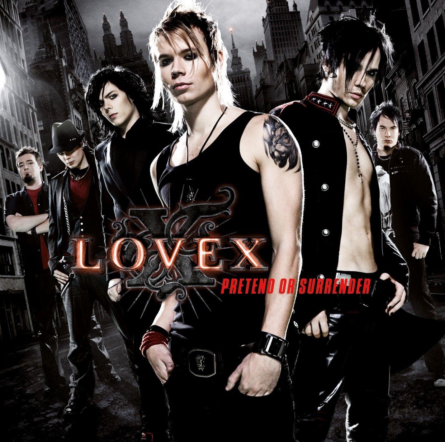 Capa do Álbum "Pretend or Surrender", de Lovex