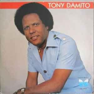 Portada de Álbum "Doidinho Por Você", de Tony Damito