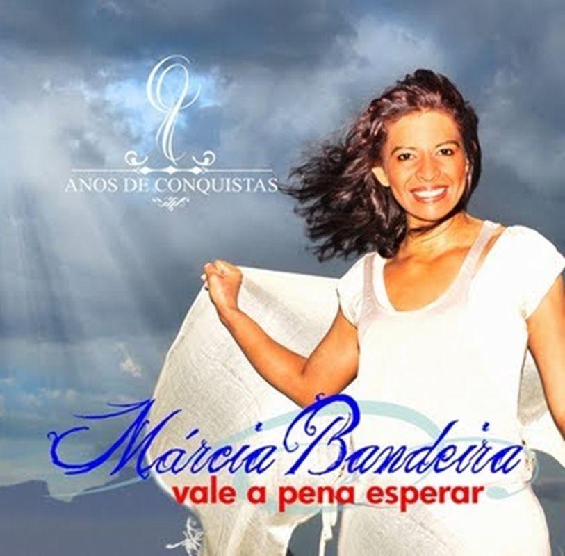 Portada de Álbum "Vale a Pena Esperar", de Márcia Bandeira