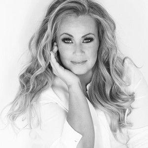 Portada de Álbum "Vähän Valoa", de Johanna Pakonen