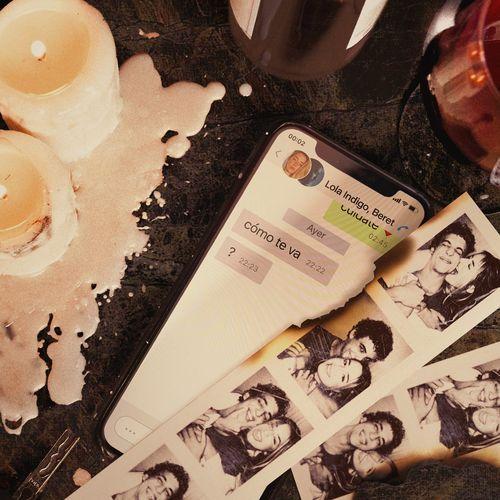 Portada de Sencillo/EP "cómo te va? (part. Beret)", de Lola Indigo