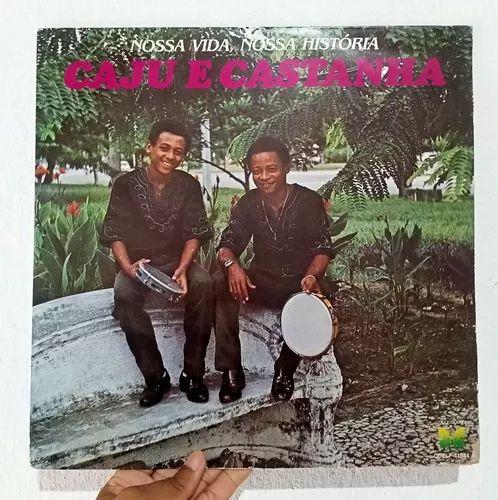 Portada del álbum "Nossa Vida, Nossa Historia", de Caju & Castanha