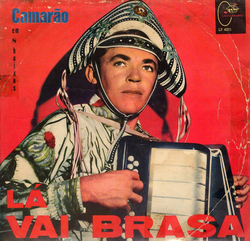 Portada de Álbum "Lá Vai Brasa", de Camarão