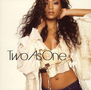 Capa do álbum "Two As One", de Crystal Kay