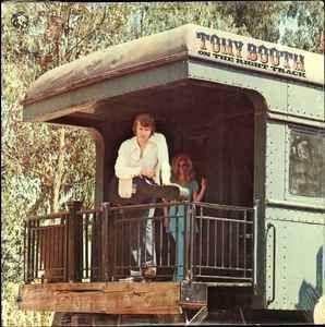 Portada de Álbum "On The Right Track", de Tony Booth